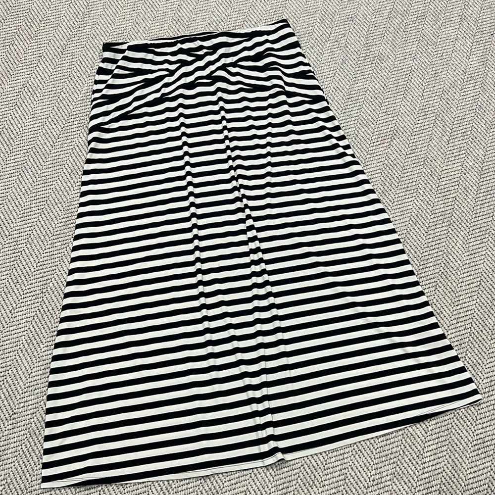 Beige by eci skirt